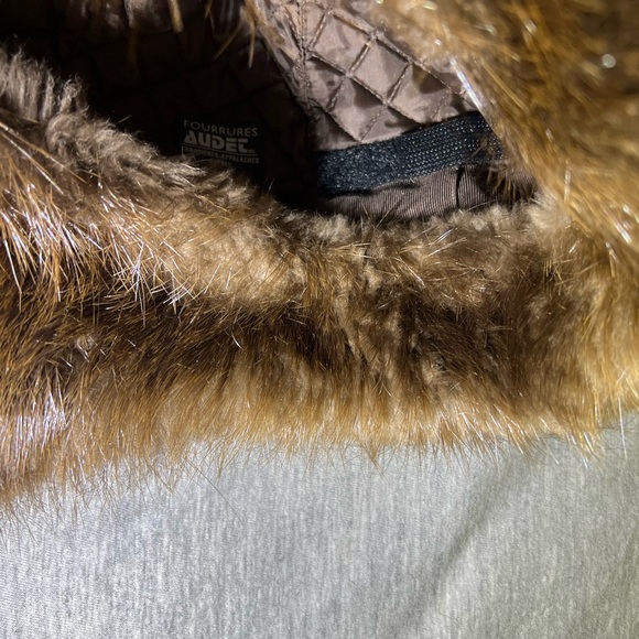 Fourrures Audet Furs Beaver Fur Suede Hat - Picture 6 of 10
